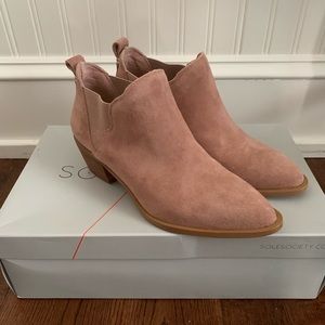 Suede Sole Society Boots NWT